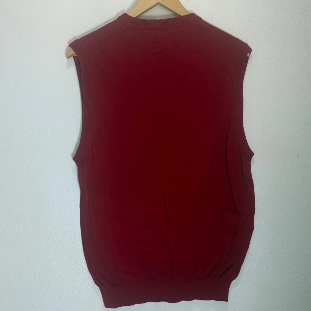 Chaps Men's V-Neck Red Sweater Vest, Size L